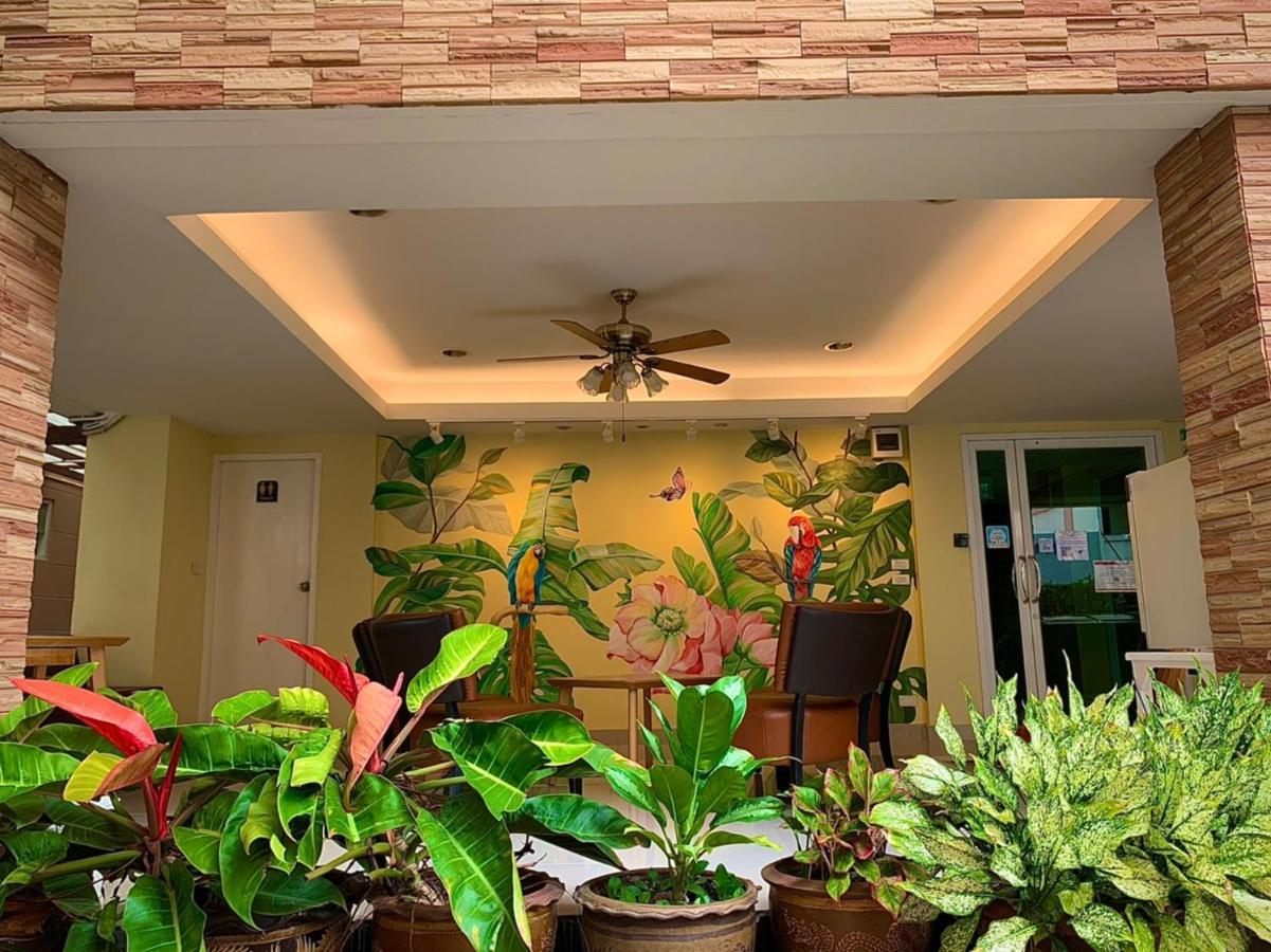 Salin Home Hotel Ramkhamhaeng Bangkok Exterior foto