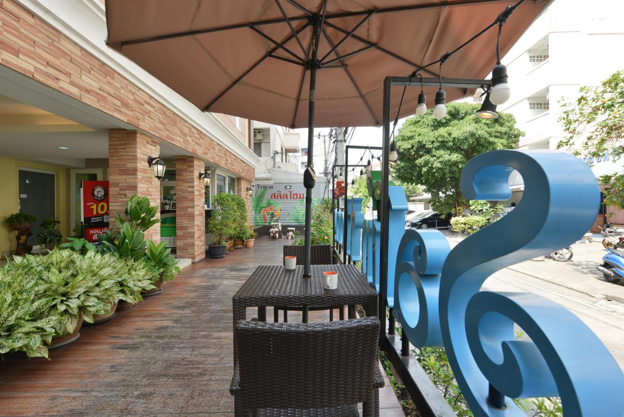 Salin Home Hotel Ramkhamhaeng Bangkok Exterior foto